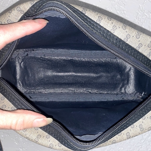 •RARE• Vintage Gucci Monogram Convertible Crossbody Bag / Pouch Clutch - Picture 8 of 16